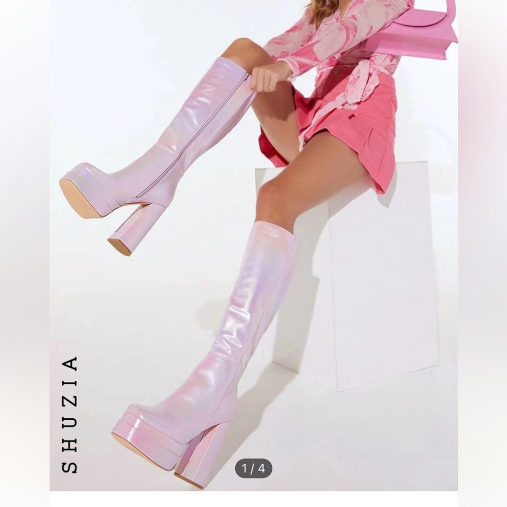 Pink iridescent Gogo boots ! 7.5 perfect for Halloween or rave.